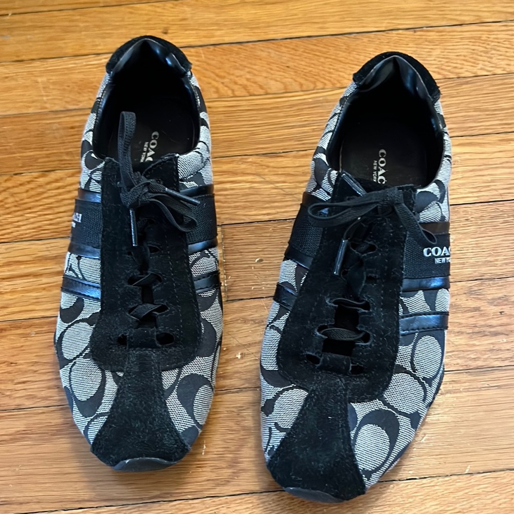 Coach ‘Jayme’ Sneakers Black signature C print size 8